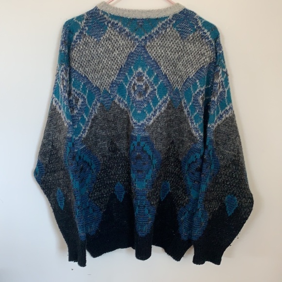 VINTAGE CREWNECK PATTERNED UNISEX SWEATER SIZE L - Picture 3 of 7